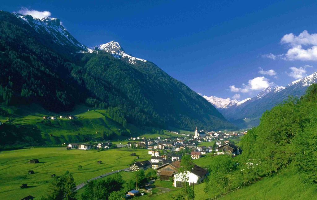 Pension Tina Neustift im Stubaital Luaran gambar