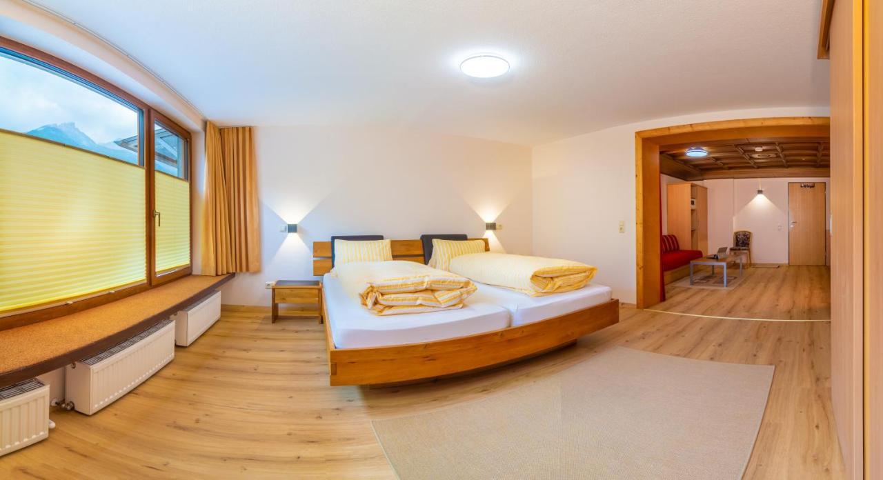 Pension Tina Neustift im Stubaital Luaran gambar