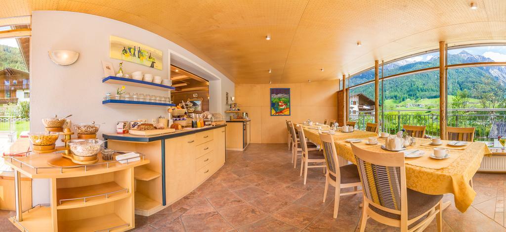 Pension Tina Neustift im Stubaital Luaran gambar