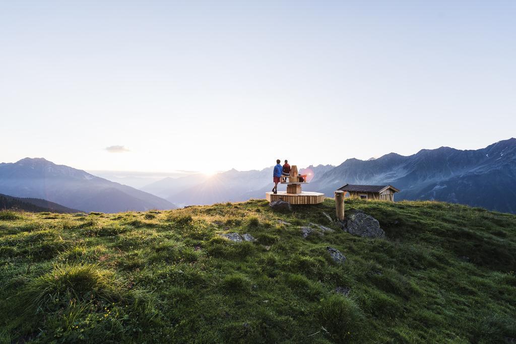 Pension Tina Neustift im Stubaital Luaran gambar