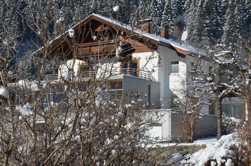 Pension Tina Neustift im Stubaital Luaran gambar