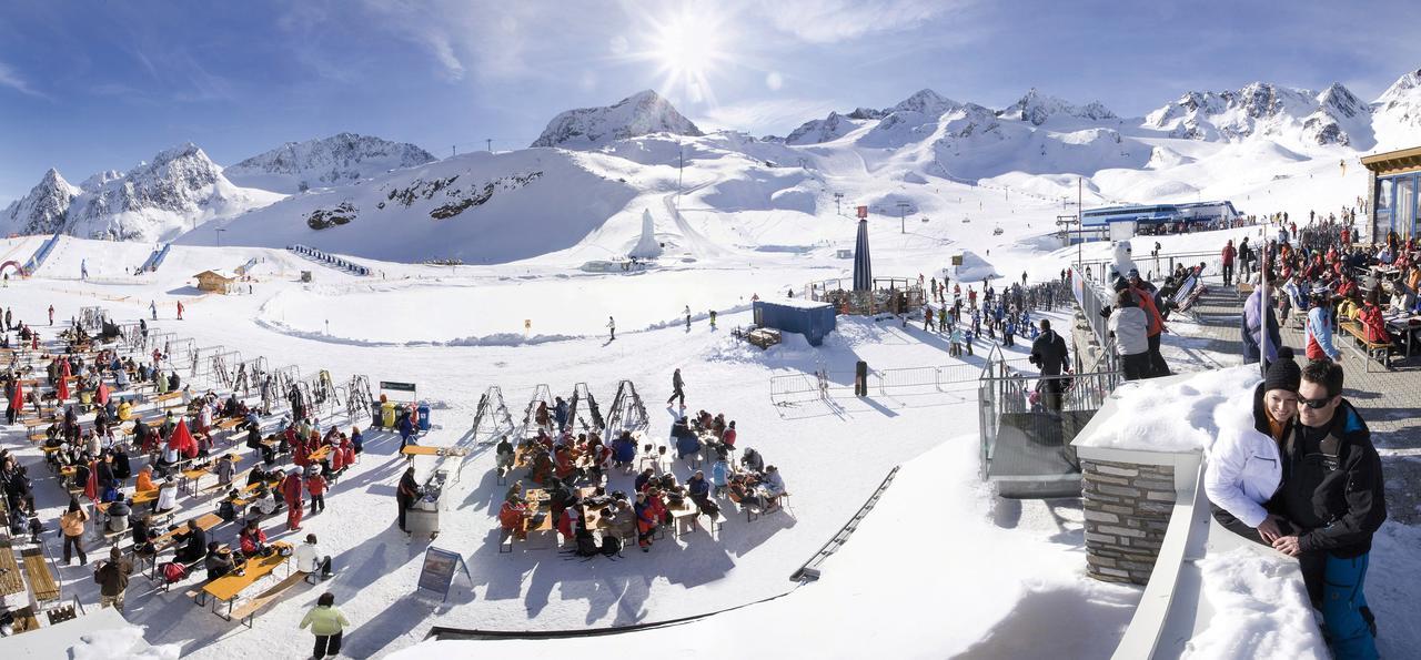 Pension Tina Neustift im Stubaital Luaran gambar