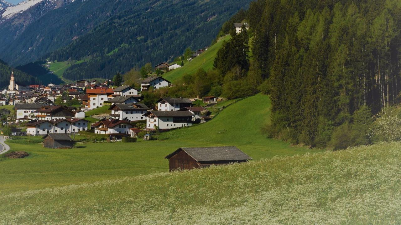 Pension Tina Neustift im Stubaital Luaran gambar